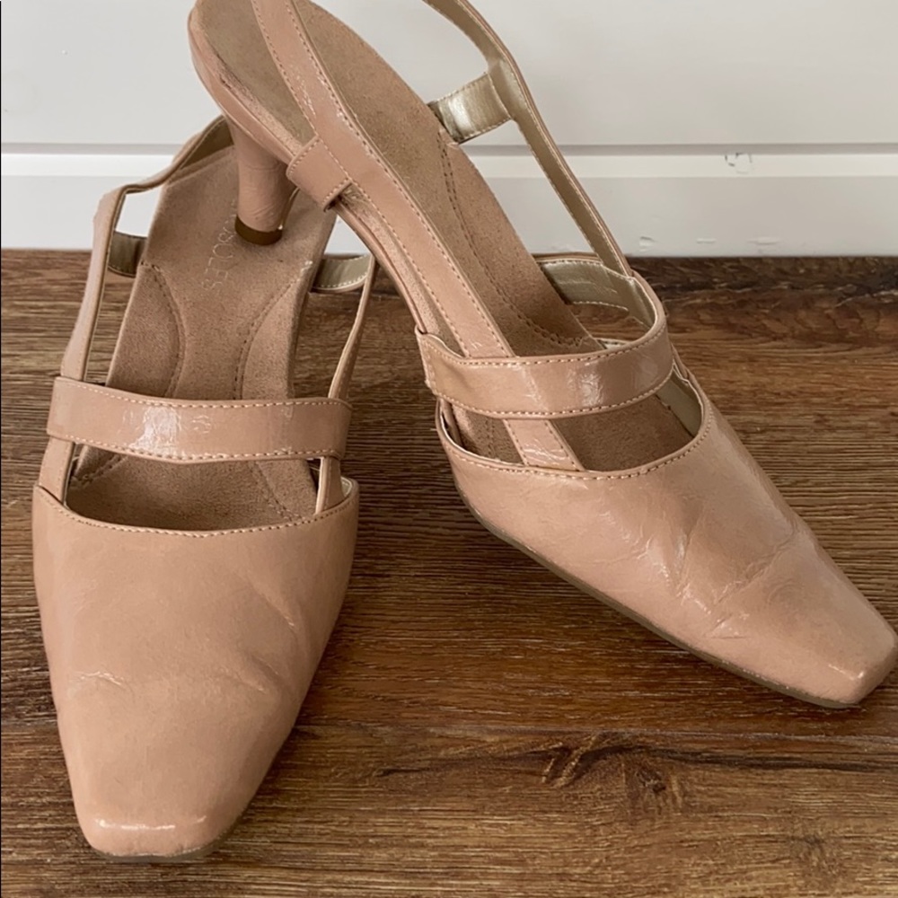 Two inch heel pumps
